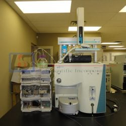 Thermo Finnigan TSQ Quantum Mass Spectrometer System (LC/MS)