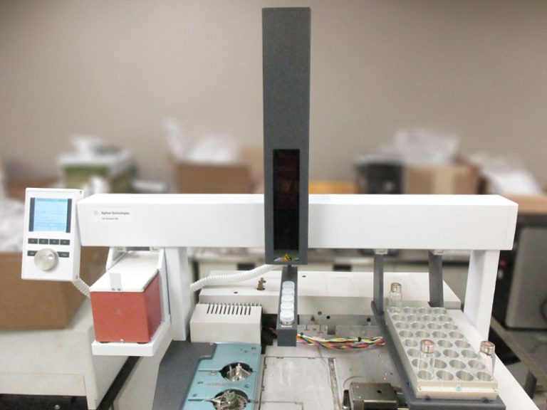 Agilent 6890A GC with Agilent G6501B GC Sampler 80 Spectralab