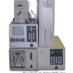 Waters PrepLC Controller with 490E Programmable Multiwavelength Detector SemiPrepLC/ Analytical HPLC