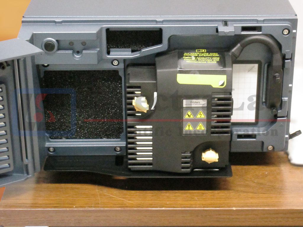 Waters Acquity QDa Detector in original package Spectralab Scientific