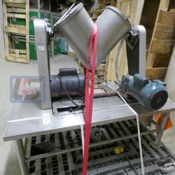 Patterson-Kelley Liquid-Solids V Blender