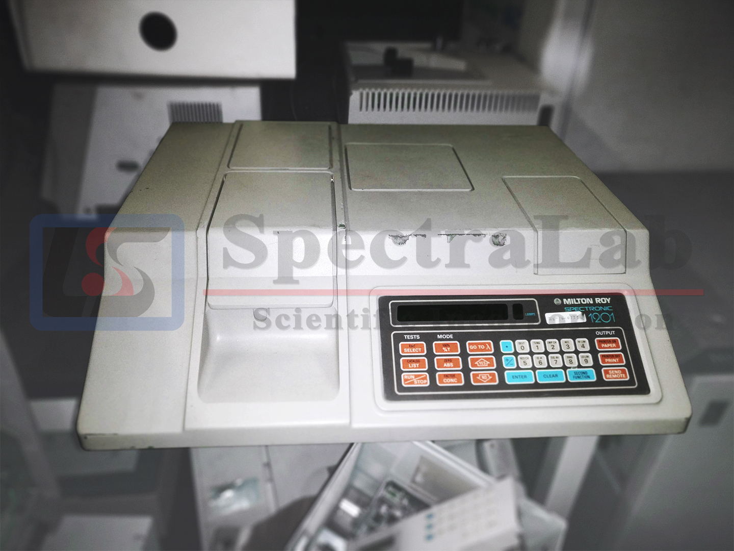 Milton-Roy-Spectronic-1201-UV-Vis-Spectrophotometer