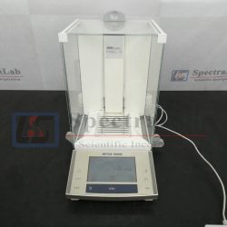 Mettler Toledo XS205DU Analytical Balance