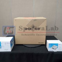 New in Original Package Mettler Toledo XS64 Balance w/ RS P25 Printer and CarePac S Weight Set