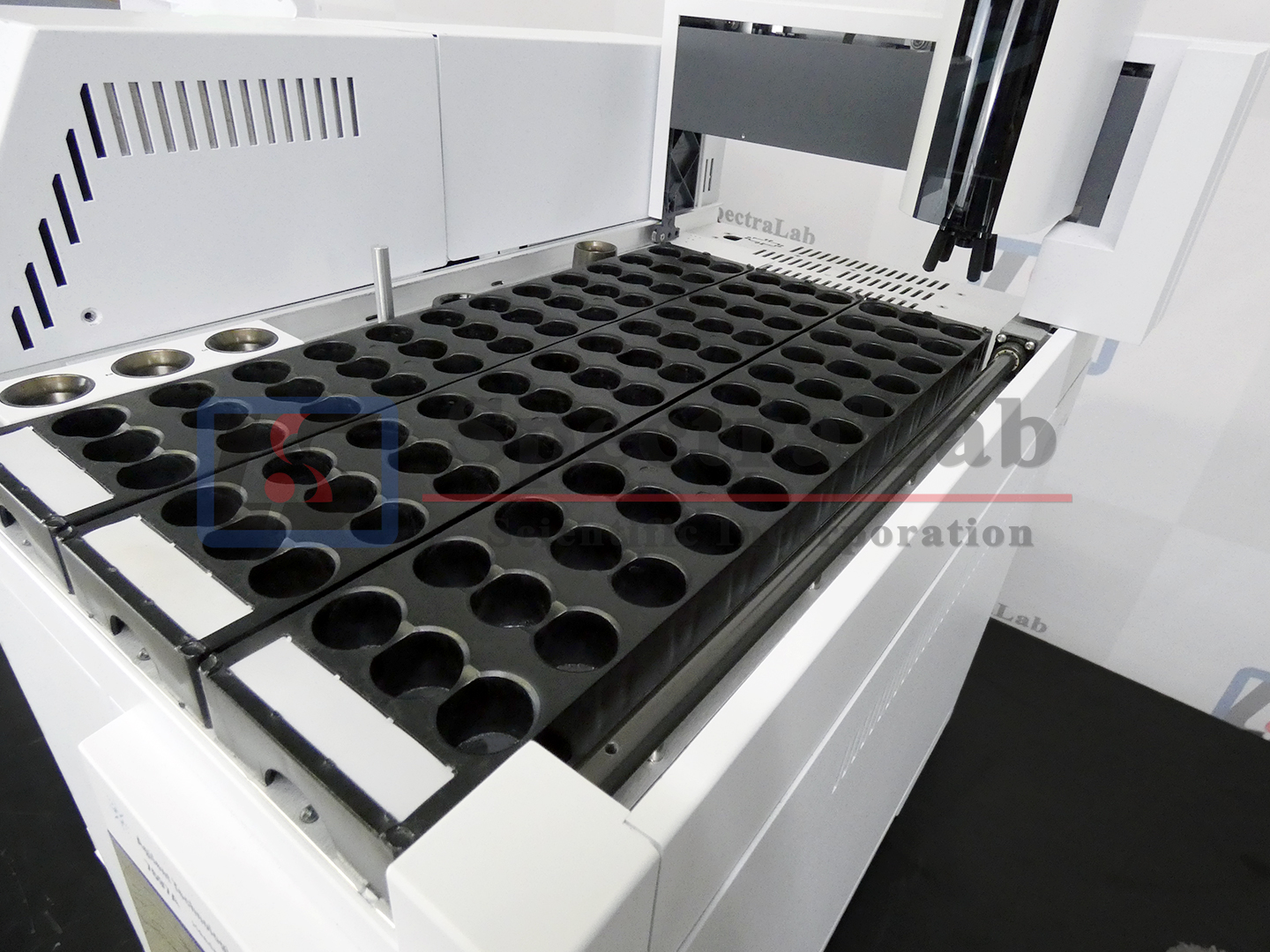 7697A-Headspace-Autosampler-2